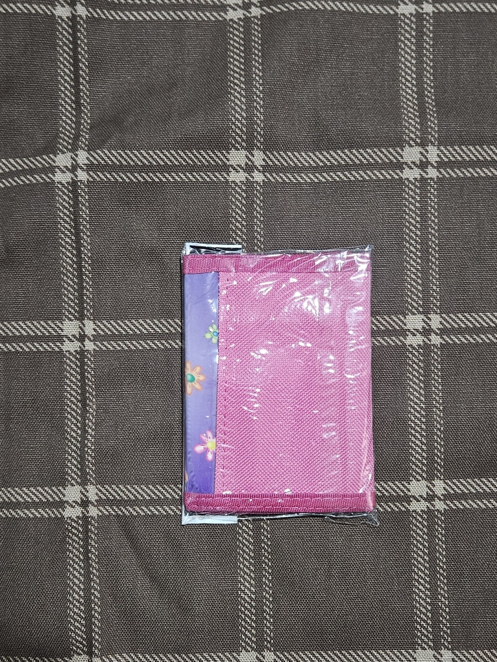Pink Barbie Wallet - Picture 2 of 2